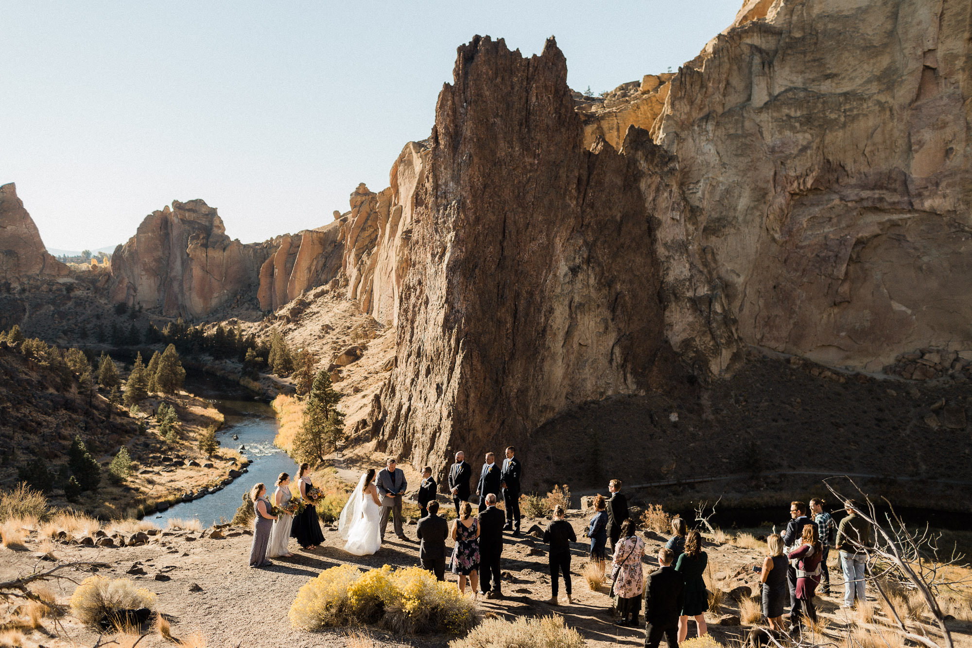 A small wedding overlooking the cliffs of Smith Rock State Park in Terrebonne, Oregon