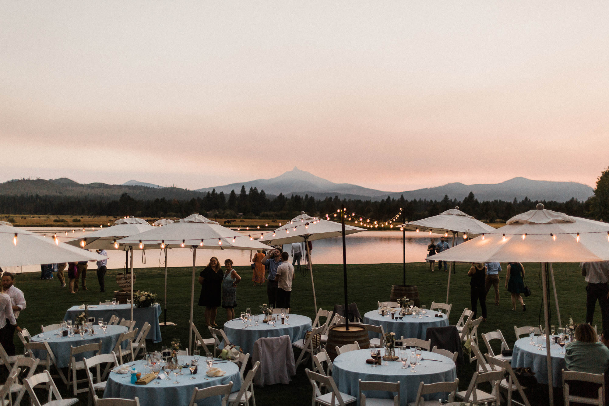 An outdoor wedding reception at Black Butte Ranch in Oregon