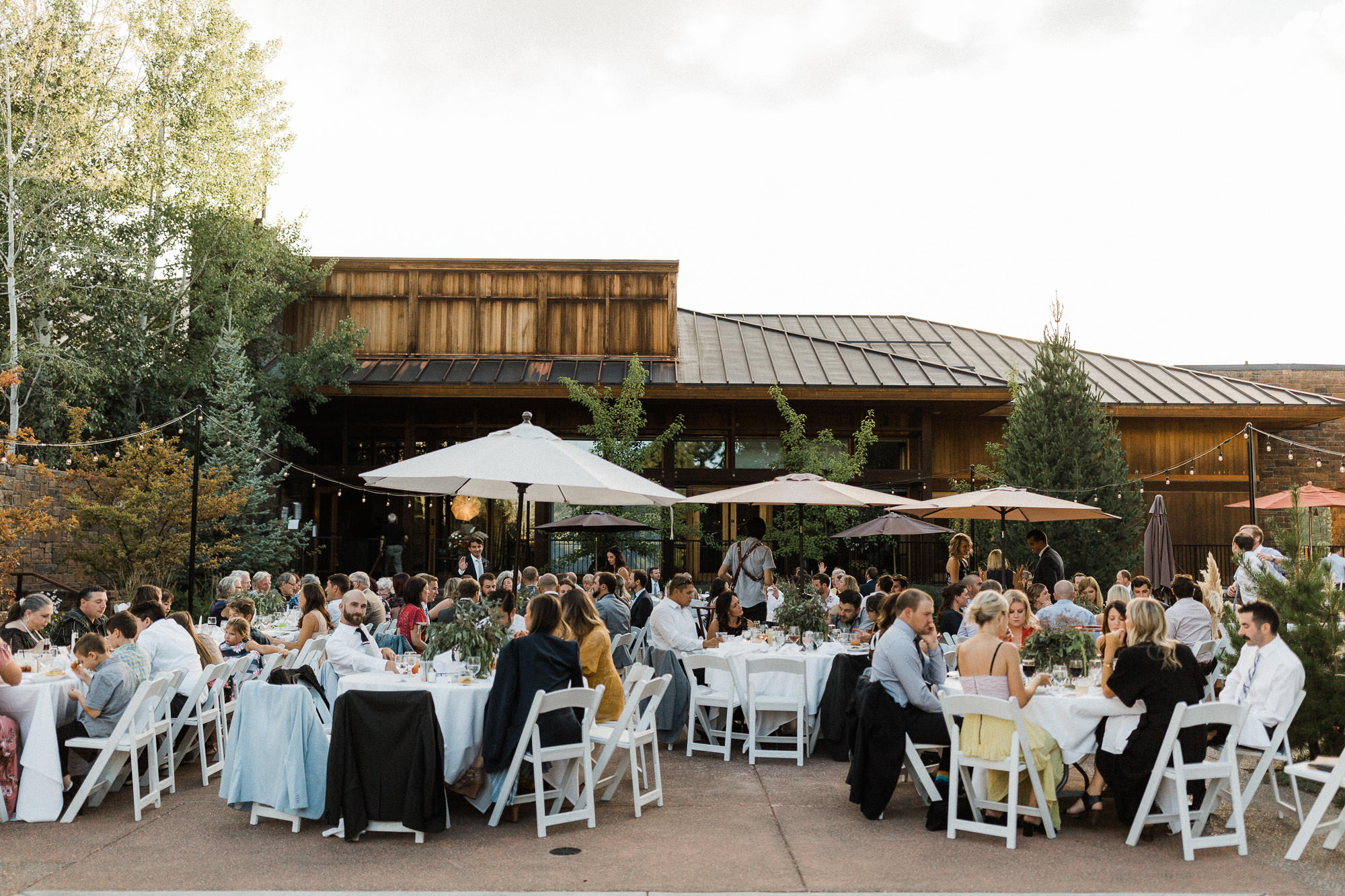 Outdoor wedding reception at Broken Top Club in Bend, Oregon