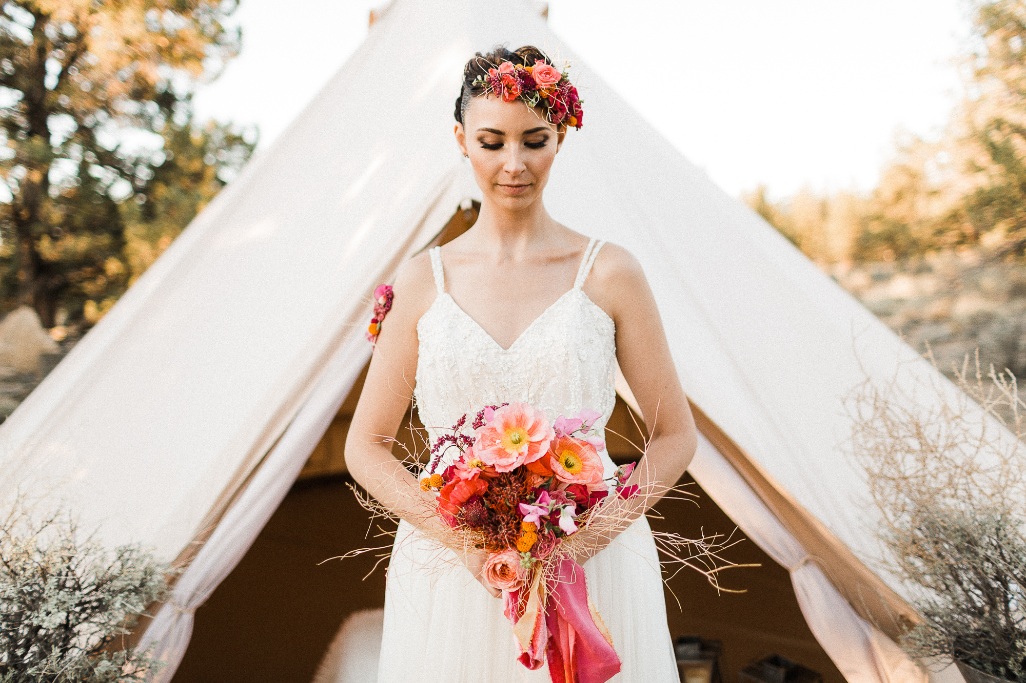 bell-tent-wedding-bend-oregon